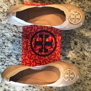 Nude Tory Burch Flats